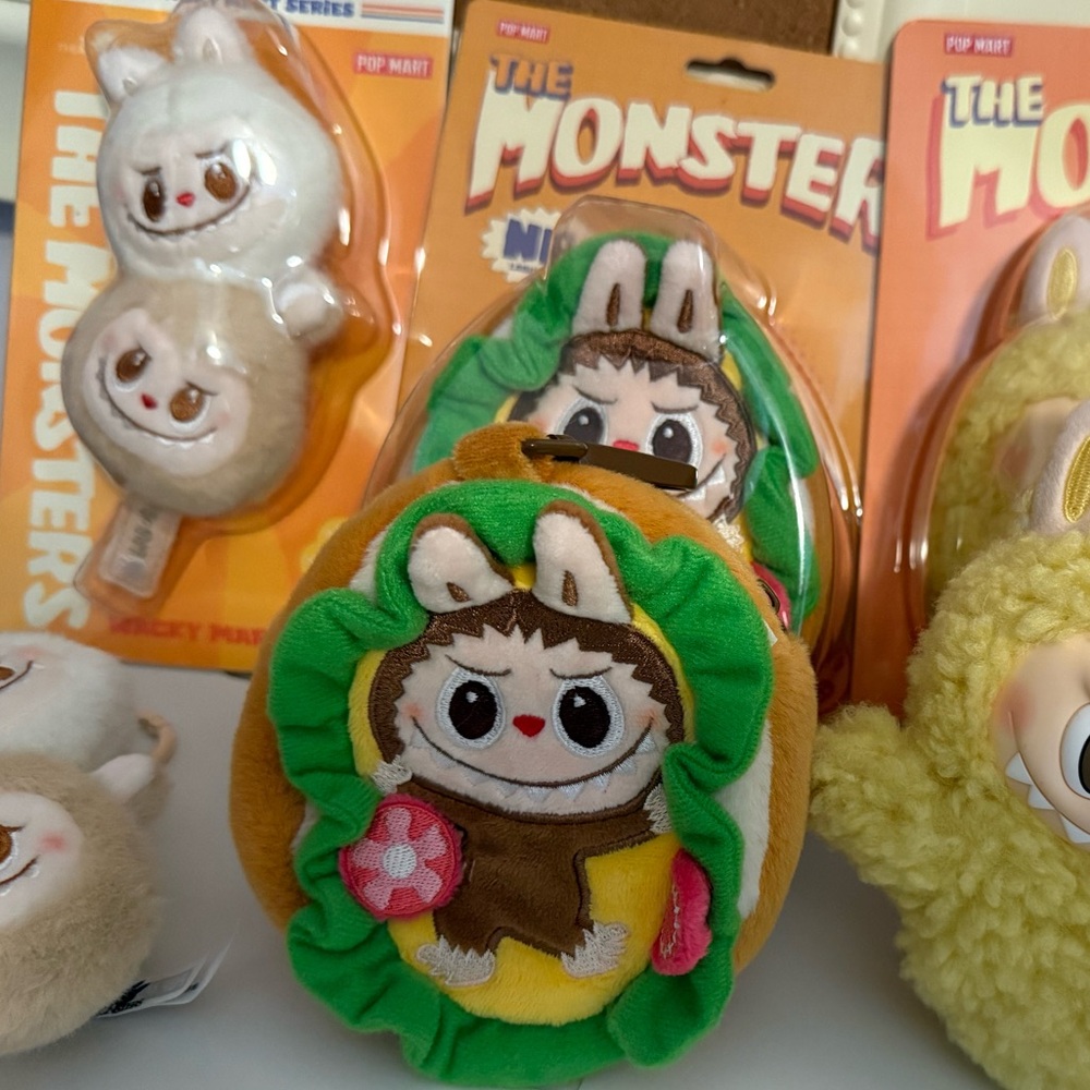 BNIB The Monsters Wacky Mart Sandwich Bag